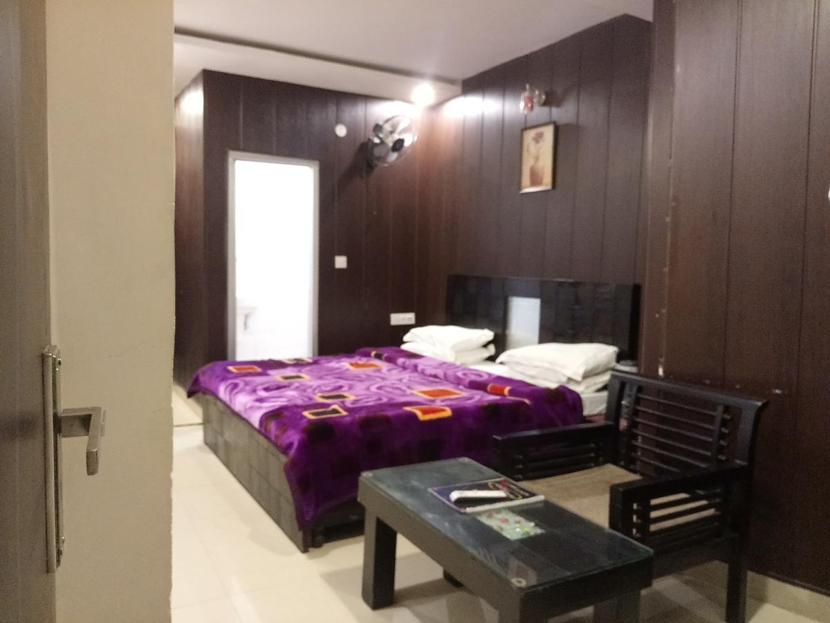 Hotel Wildrose Dalhousie Zewnętrze zdjęcie